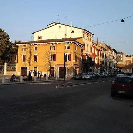 Santa Toscana Guest house Verona