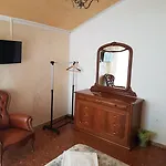 Santa Toscana