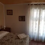 Santa Toscana 2*